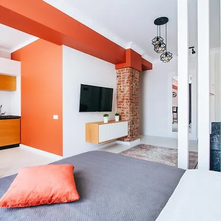 Centr Vip-Kvartira By 7 *