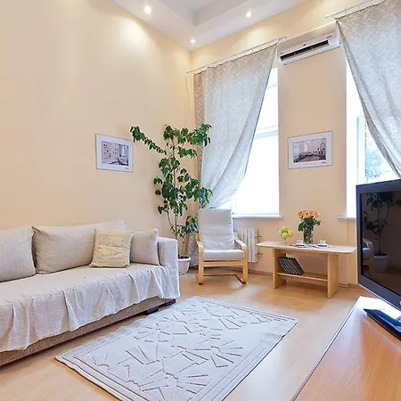 Centr Vip-Kvartira By 7 *