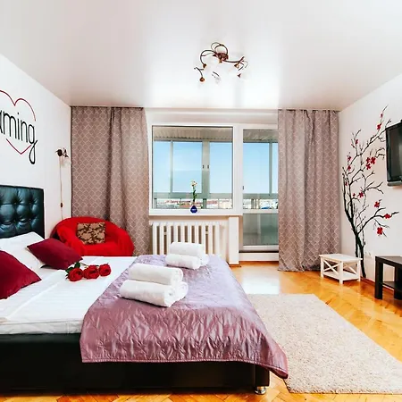 Centr Vip-kvartira By 7 Apartment *