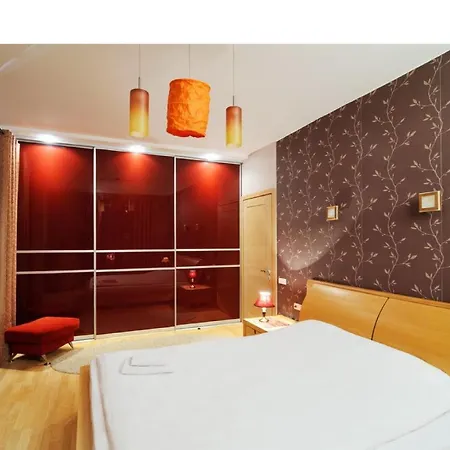 Apartment Centr Vip-Kvartira By 7 *
