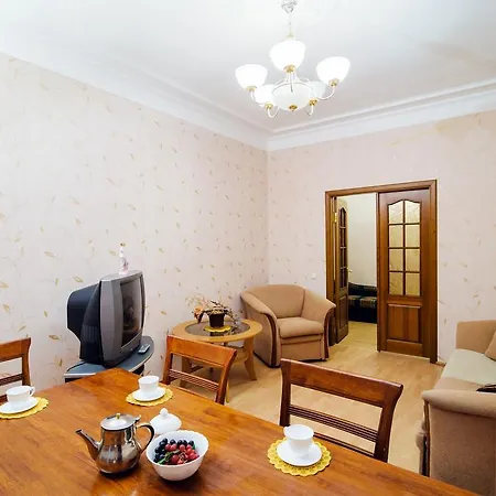 Apartment Centr Vip-kvartira By 7